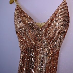 Rose Gold Sequins (Prom) Dress *UNWORN* & Good Condition (wear for any occasion)
